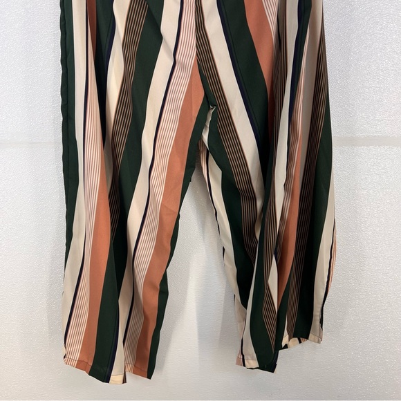 NWOT  Women's Plus Size Printed Drawstring Waist Split Side Wide Leg Pants - Picture 10 of 17